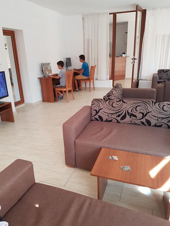 Yuliya Guest House Sapareva Banya Buitenkant foto